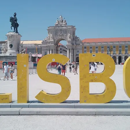 Chiado Open World