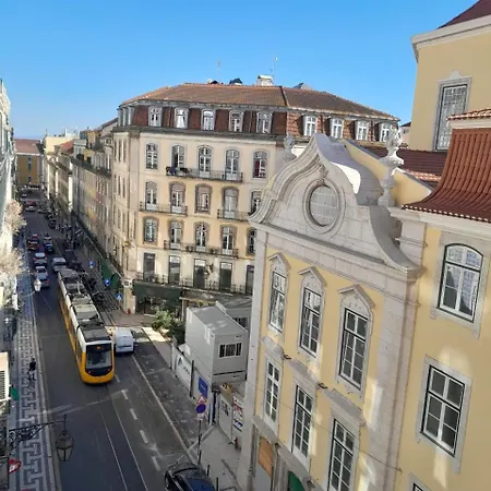 Pensión Chiado Open World *