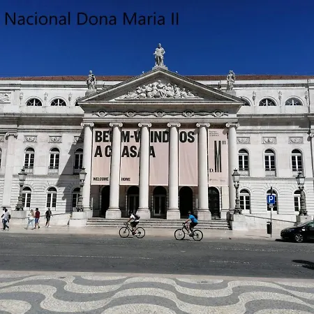 Chiado Open World 게스트하우스 *