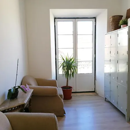 Guest house Chiado Open World *